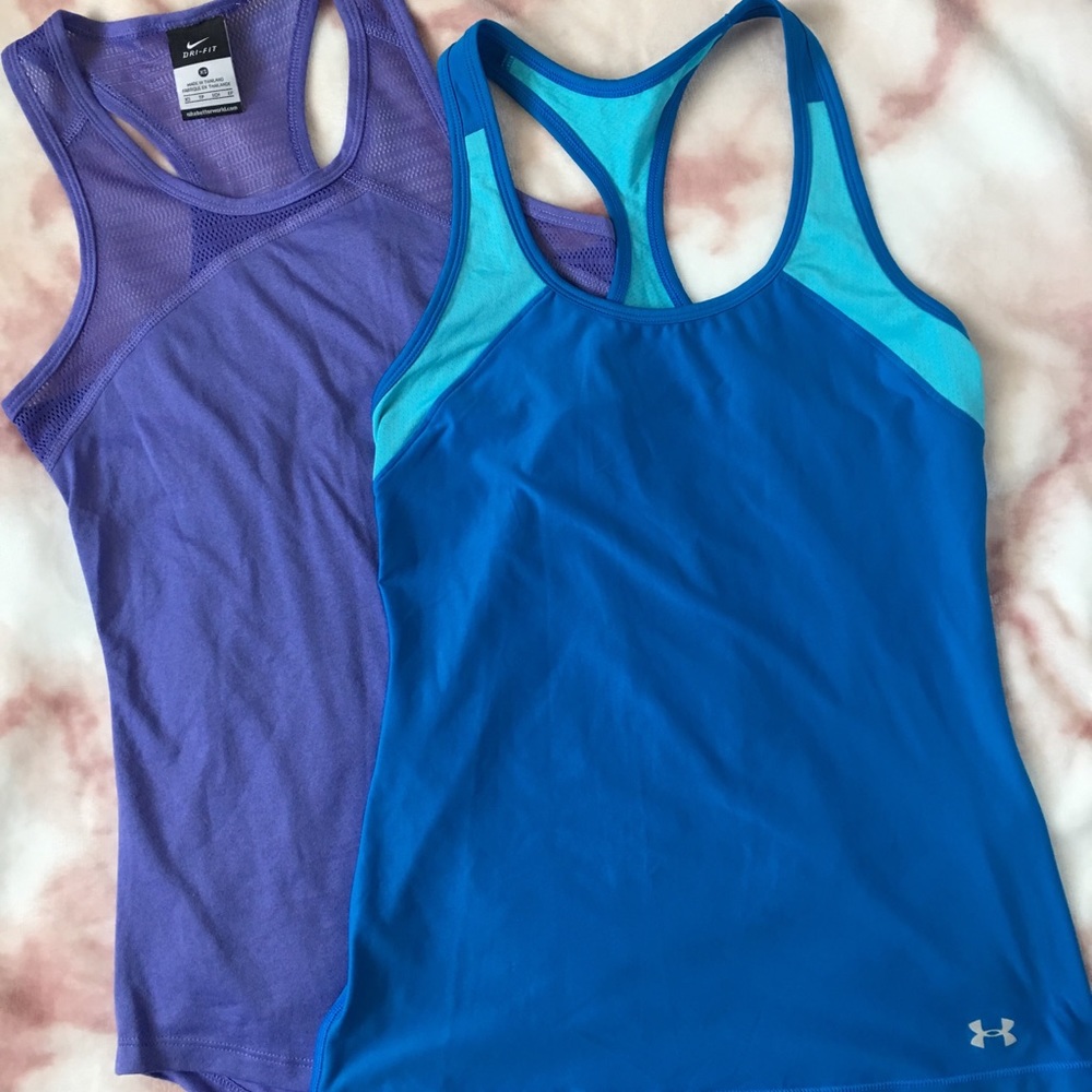 Two workout tanks bundle